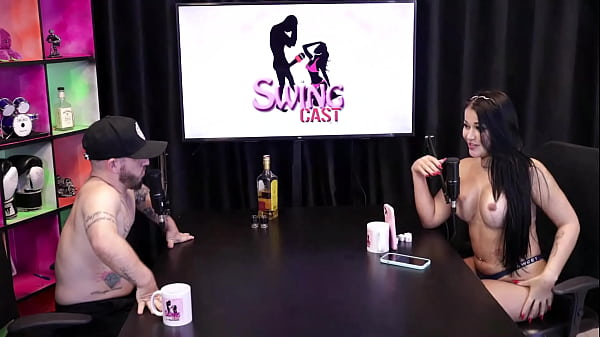Pitoco e tifany se divertem loucamente no swing em casa
