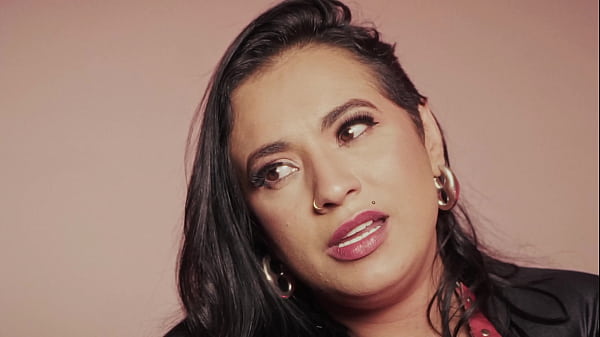 Teaser sensual de rayssa garcia no estúdio da tiv models