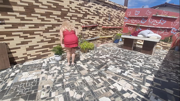 Vivi guedez tem a bunda pronta para ser fodida sem dó